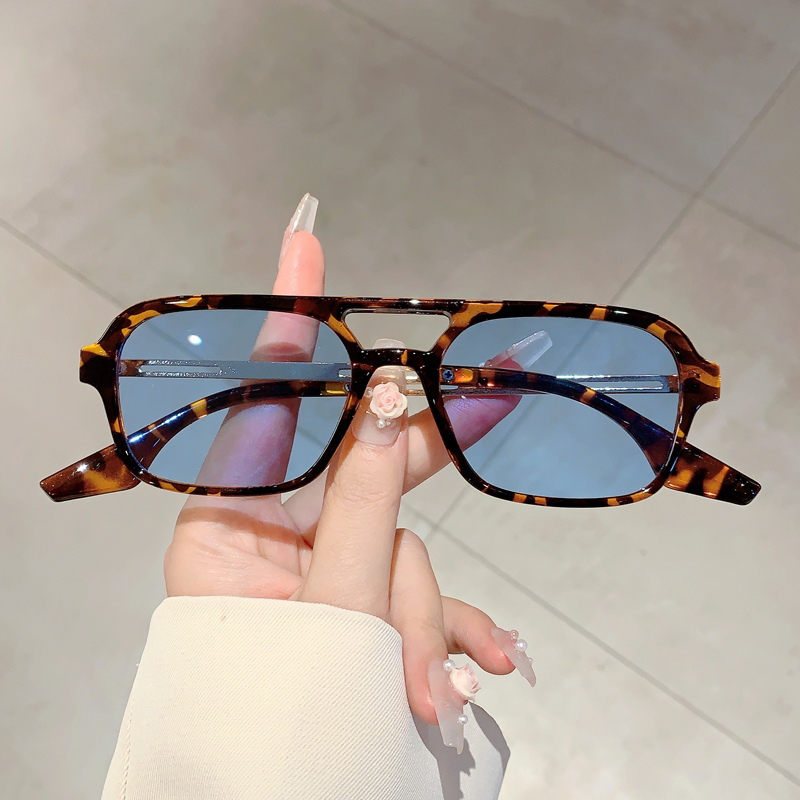 Women'S Fashion Eyewear - Trendy Women Double Beam Sunglasses Square