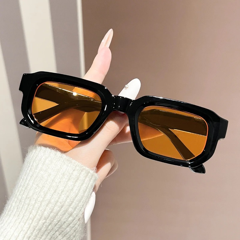 New Hot Selling Square Small F - Women'S Fashion Eyewear 评论和价格