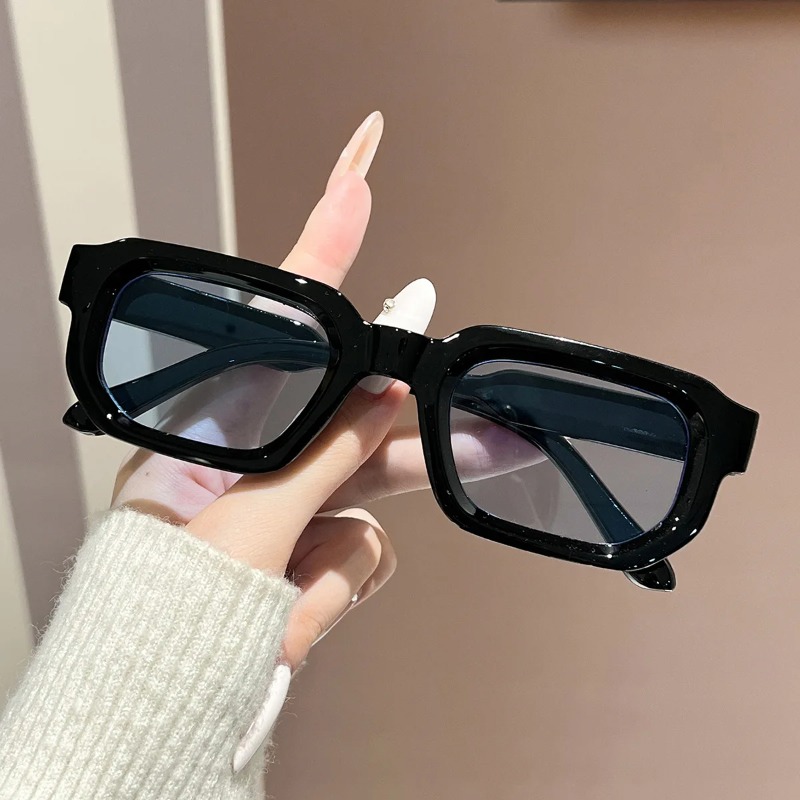 New Hot Selling Square Small F - Women'S Fashion Eyewear 评论和价格