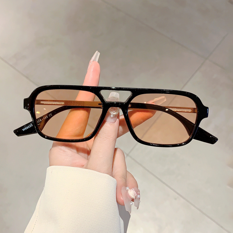 Trendy Women Double Beam Sungl - Women'S Fashion Eyewear 评论和价格