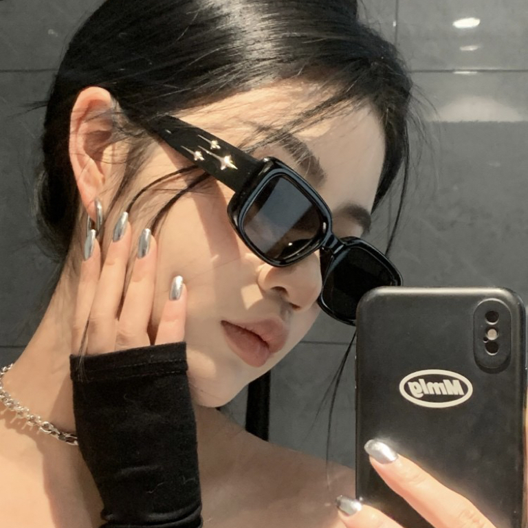 Retro Y2K Style Small Square S - Women'S Fashion Eyewear 评论和价格